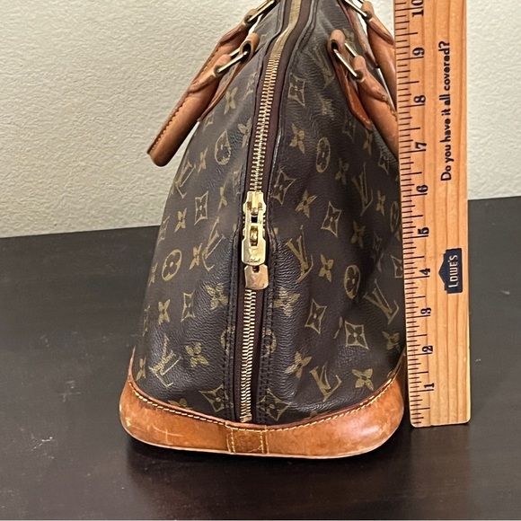Louis Vuitton Alma PM Handbag Monogram - Picture 7 of 15